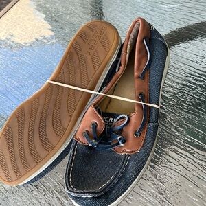 Sperri shoes for women size 5